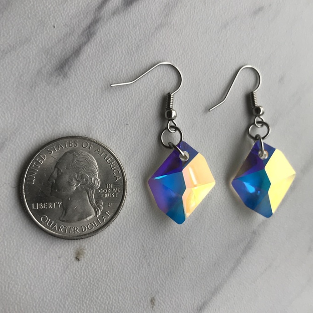 Genuine swarovski crystal boho dangly earrings - Picture 3 of 8